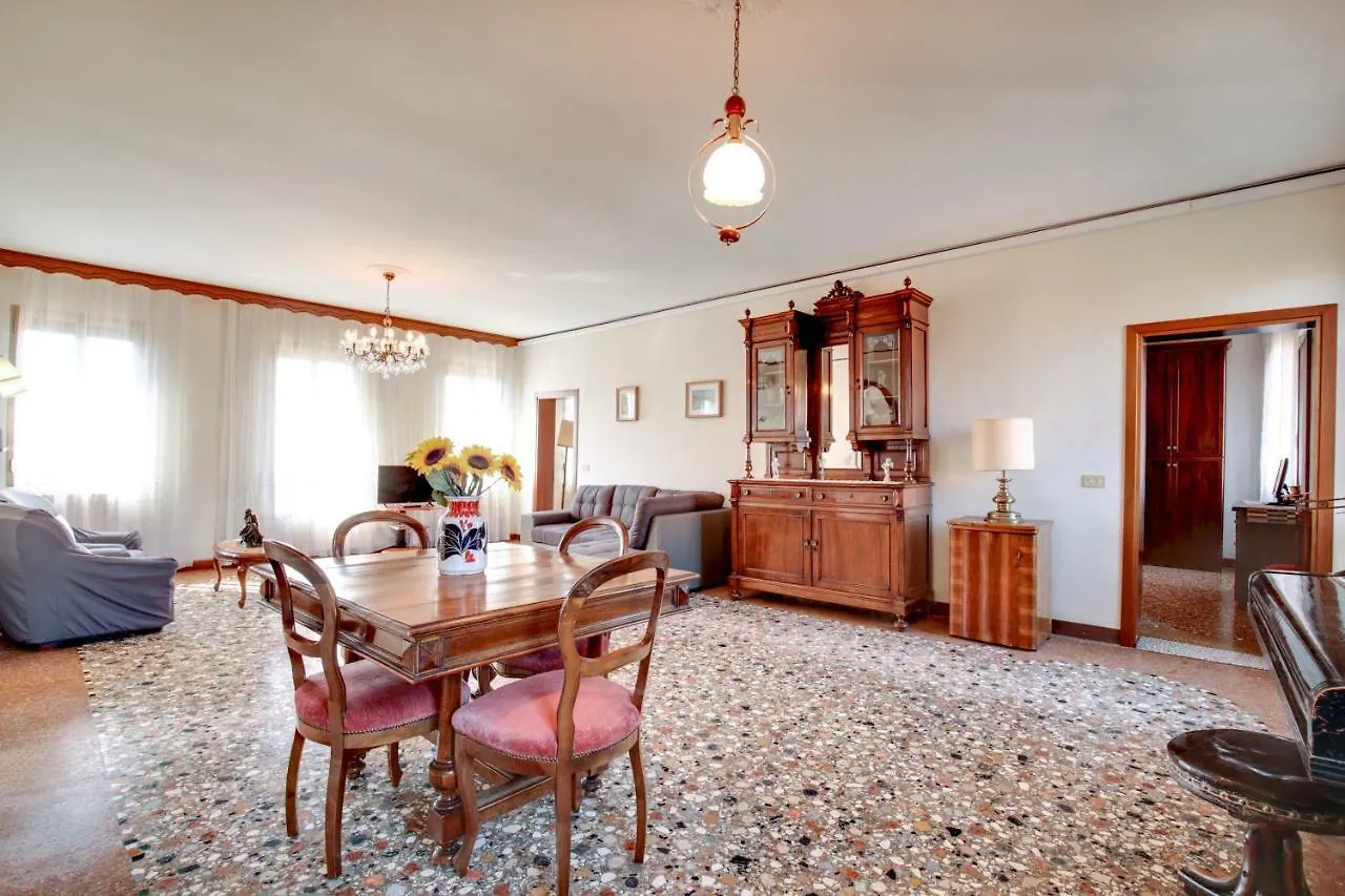 Tre Archi Apartment Venice 0*,  Italy